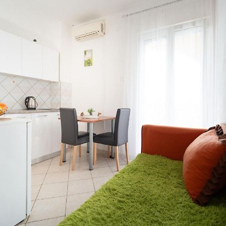 Apartments Milic - One Bedroom Apartment With Sea View And Terrace Gornji Karin Kültér fotó