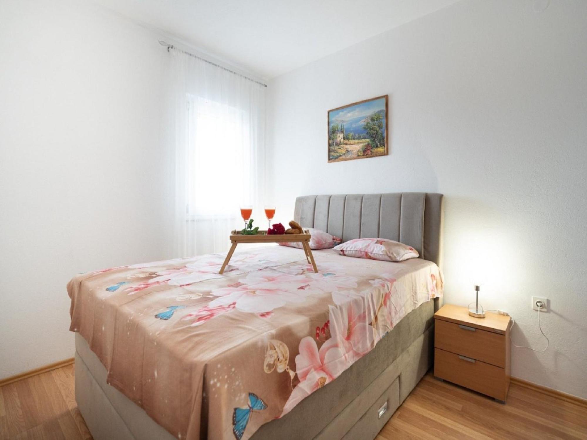 Apartments Milic - One Bedroom Apartment With Sea View And Terrace Gornji Karin Kültér fotó