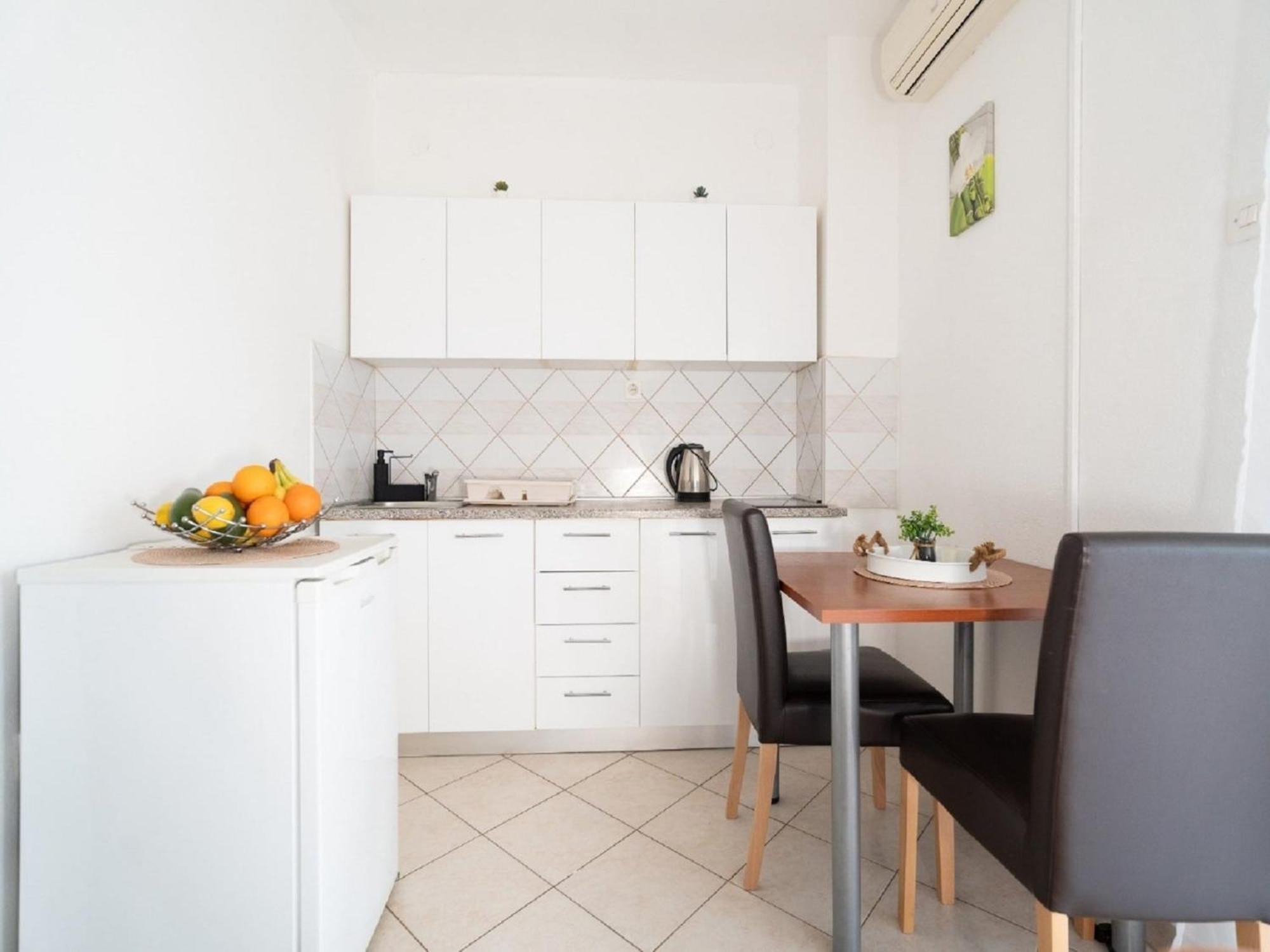 Apartments Milic - One Bedroom Apartment With Sea View And Terrace Gornji Karin Kültér fotó
